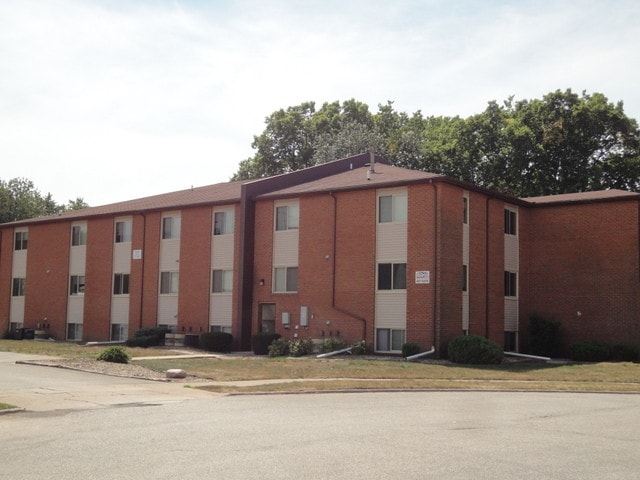 Building Photo - 5 Willedrob