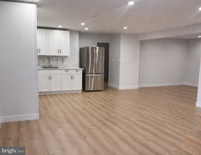 Photo - 504-506 Pine Hill St