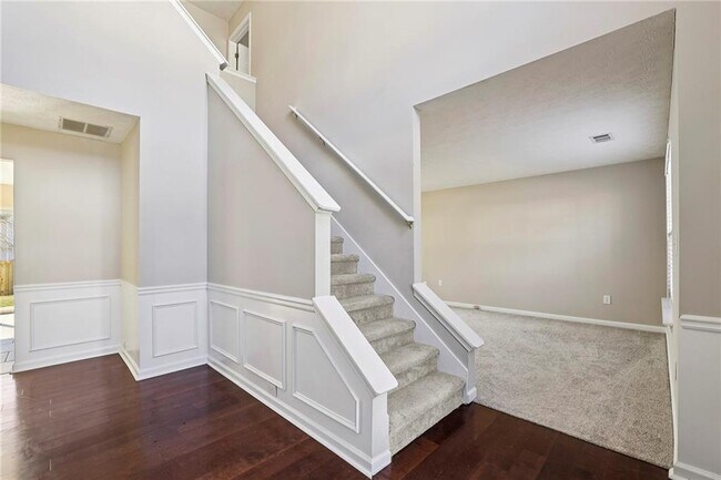 Photo - 1348 Woodcutt Pl