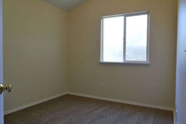 Photo - 773 SW 198th Pl