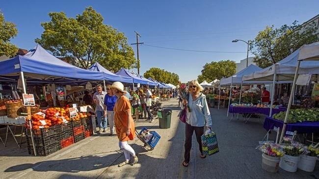 Walk to Culver Farmers Market - 10021 Tabor Street Unit Apt 107