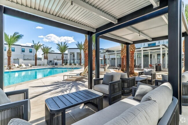 Building Photo - The Standard Redlands Rental