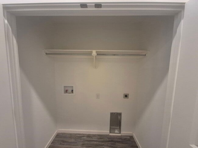 Photo - 2122 N Jayton Ave Unit B