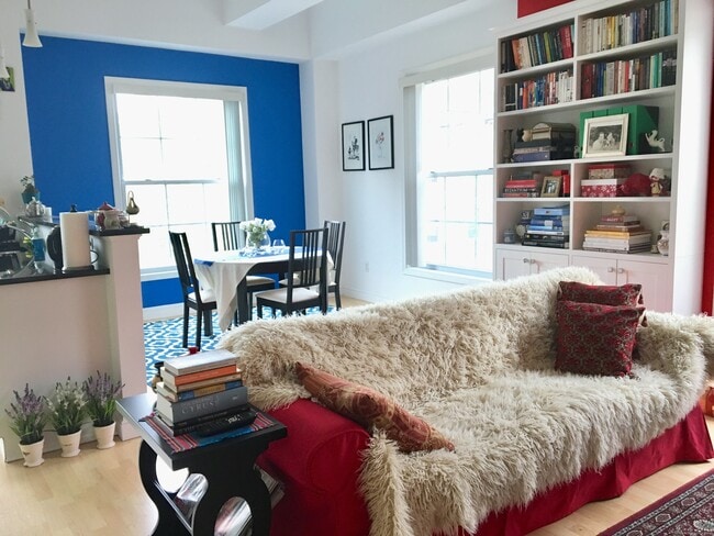 Photo - 124 Court St Unit 12