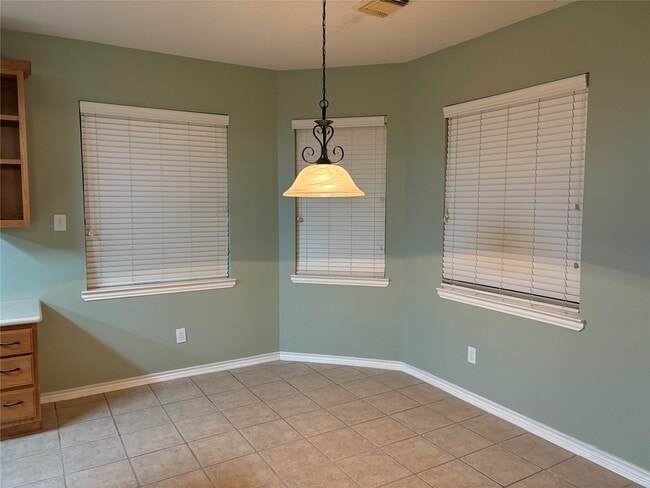 Building Photo - 3126 Springdale Dr Rental