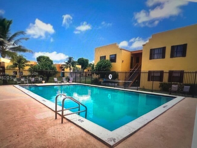 Photo - 590 NW 114th Ave Unit 202