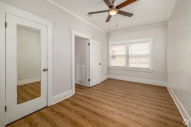 2BR, 1BA - 900SF - Second Bedroom