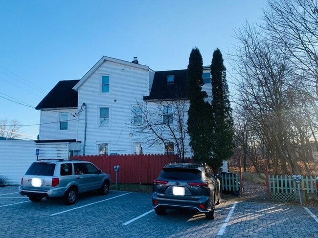 Photo - 555 S Main St Unit 2