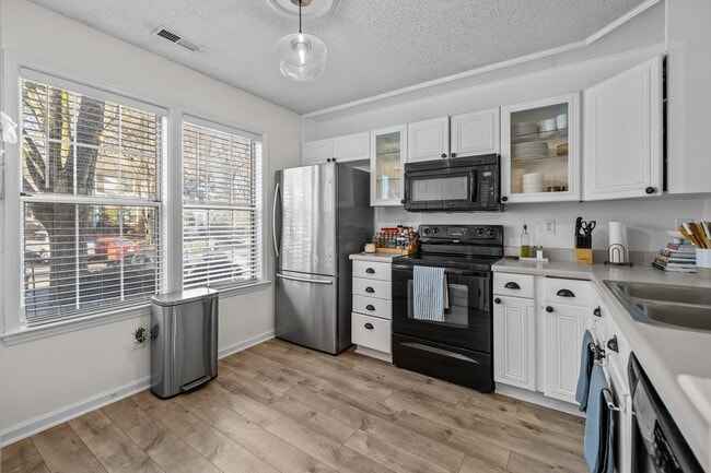 Photo - 1258 Maple Shade Ln