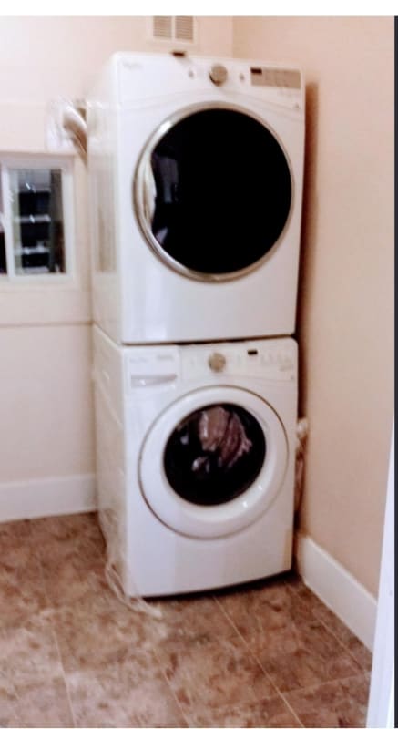 Photo - 606 Riverland Rd SE