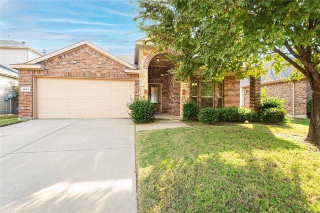 Photo - 1024 Lake Hollow Dr House