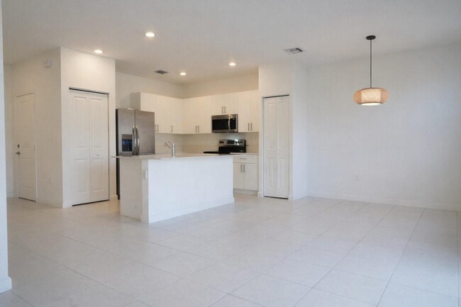 Photo - 11833 NW 47th Manor