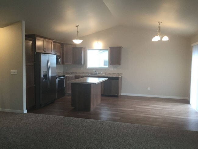 Photo - 3 Bed 2 Bath Twinhome