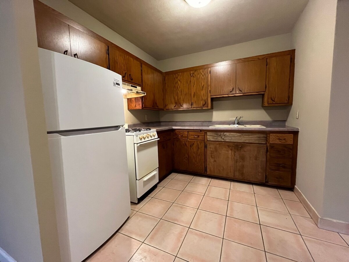 Photo - 224 Bates Ave