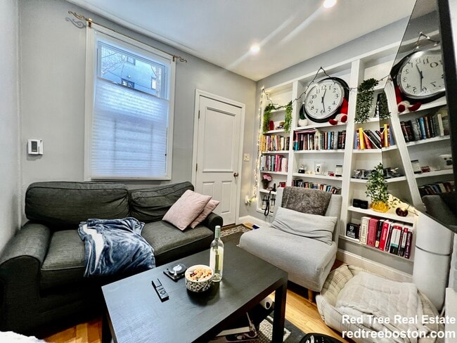 Photo - 846 Huntington Ave