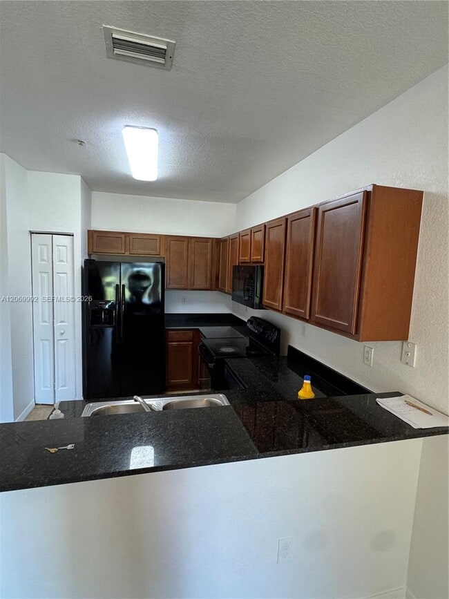 Photo - 10870 NW 88th Terrace Unidad 208