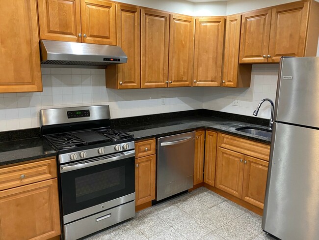 Photo - 177 Northampton St Unidad Northampton St #2 Rental