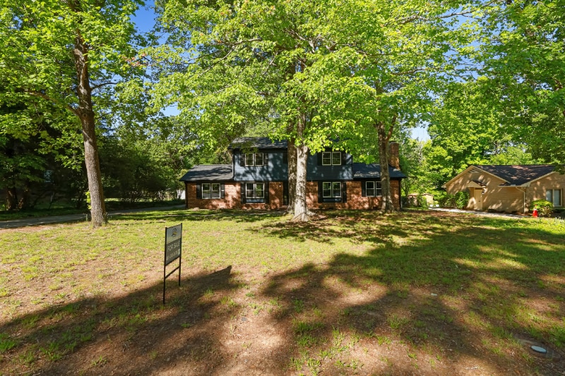 Photo - 204 N Gurney St