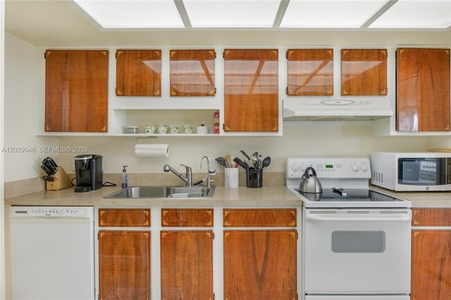Photo - 2200 S Ocean Ln Unit 808