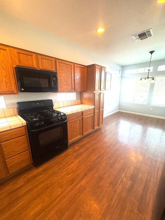 Photo - THREE BEDROOM TWO BATH SINGLE STORY HOME SEE VIDEO