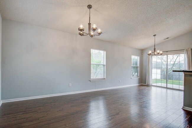 Photo - 122 Walnut Creek Rd