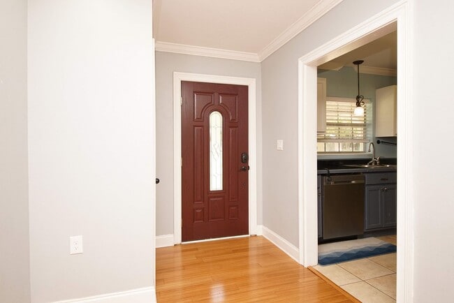 Photo - Central Niceville Location