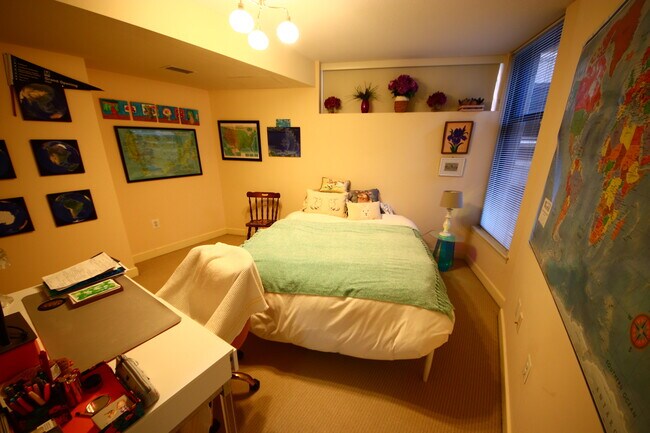 Building Photo - 631 D St NW Unit 243