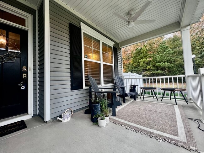 Photo - Beautiful Corner Lot, Single Family Home, in Sherwood Lakes.