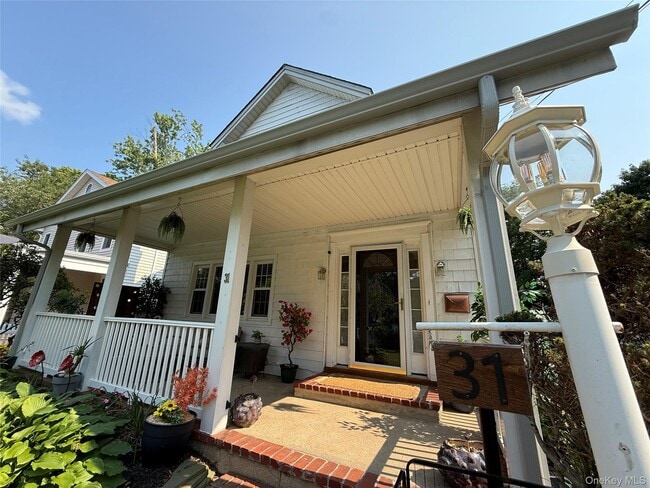 31 Jacobson Ave