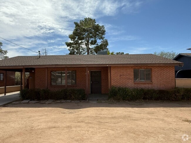 Building Photo - 1325 N Venice Ave Rental