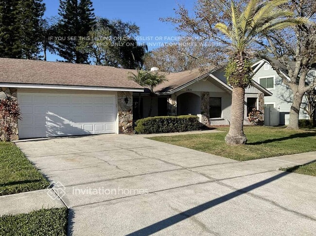 Building Photo - 2814 Luce Dr N