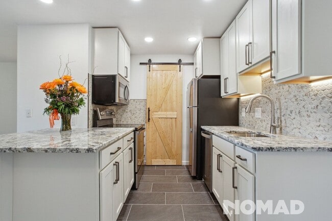 Newly Renovated 2BR Condo in Boulder - Newly Renovated 2BR Condo in Boulder
