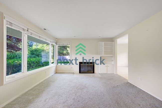 Photo - Charming 2-Bedroom Retreat in Bellevue - Cozy Comfort Awaits!