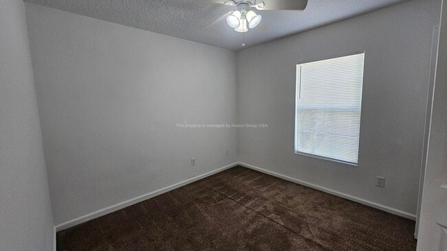 Photo - 9453 Thorn Glen Rd