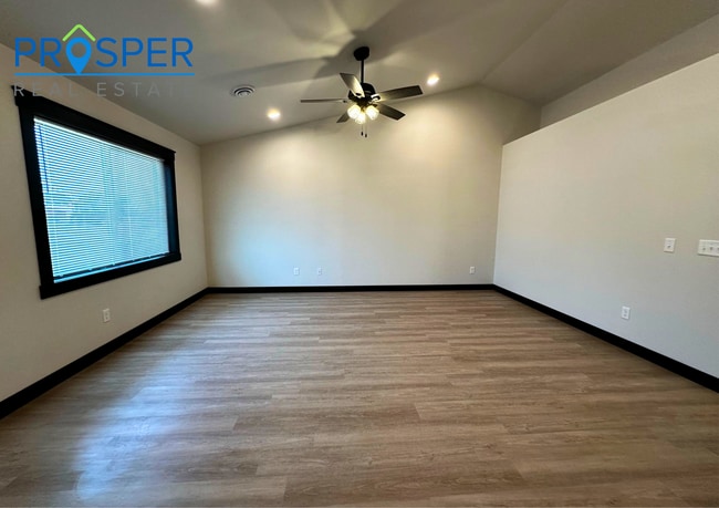 Photo - CA785X Unit CA787