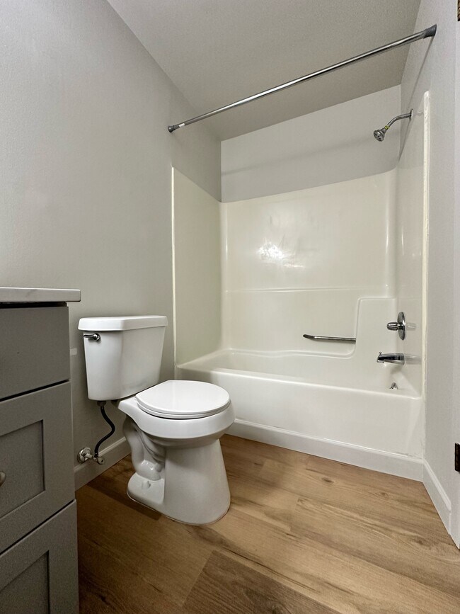 Photo - University Place Apartments