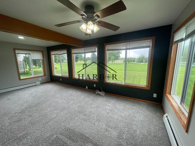 Photo - 806 15th St NE Unit 1