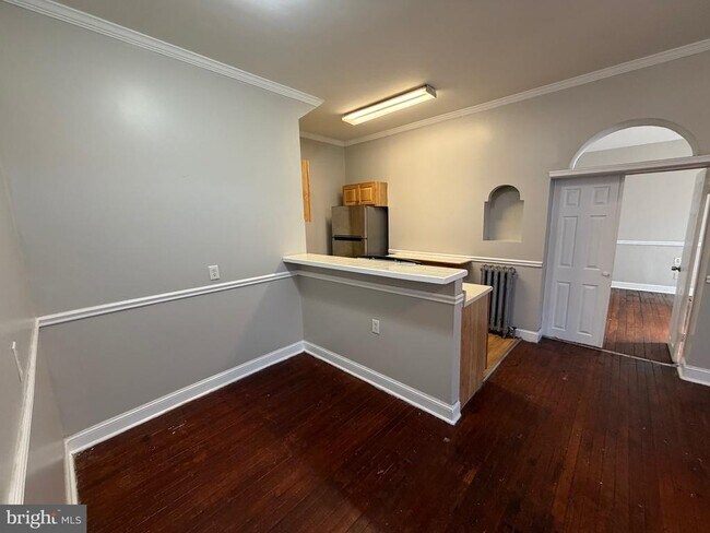 Building Photo - 6632 Germantown Ave Unit 101