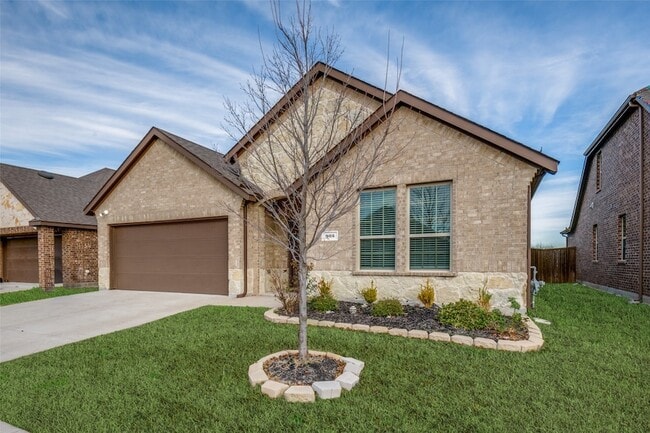 Photo - 905 Philadelphia St