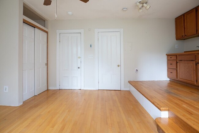 Photo - 73 Chandler St Unit 2