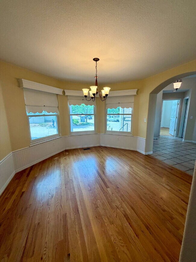 Don’t Miss out on this 4-bedroom 3 bath home in the gated Lighthouse Villas Community.