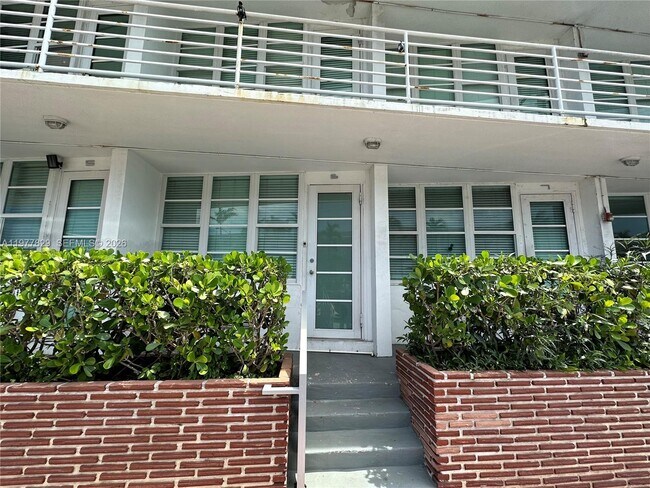 Photo - 300 74th St Unit 6