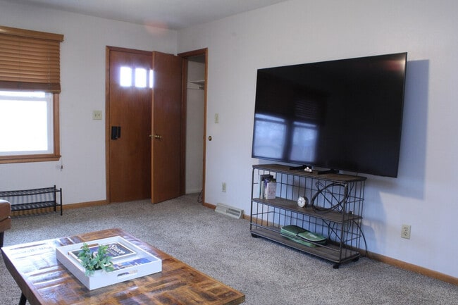 Photo - 202 NW Sharmin Dr Unidad SI ID1319117P