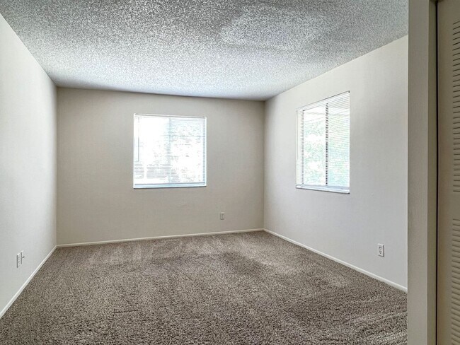 Photo - One Bedroom Condo at Park Lake