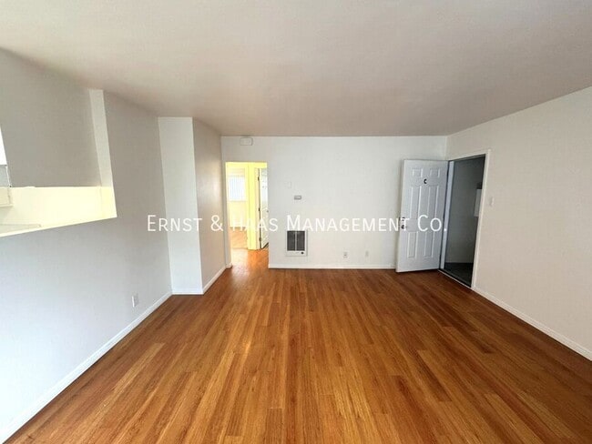 Photo - 840 Walnut Ave Unit C