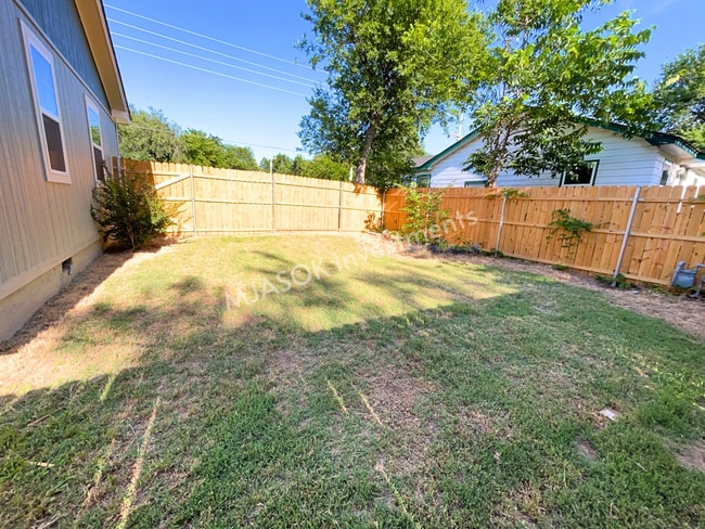 Photo - Fully Renovated 3 Bed Home | Stainless Appliances | Privacy Fence | Storage Shed | W/D Connections