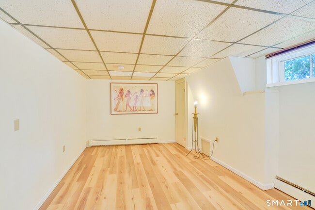 Photo - 616 Willow St