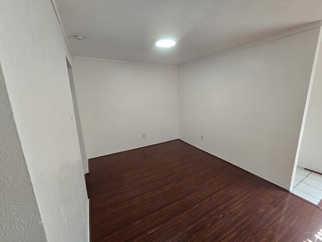 Photo - 8071 Meadow Park Dr