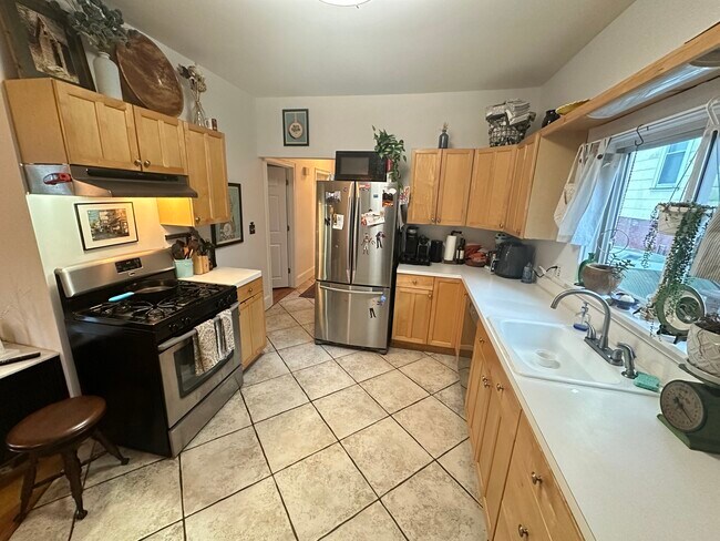 Photo - 188 Lowell St