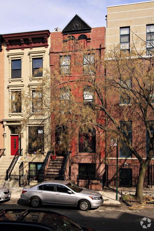 Photo - 235 W 132nd St